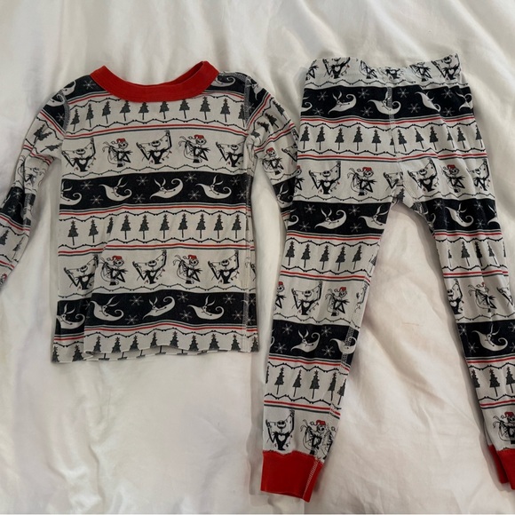 Hanna Andersson Kids Pajama Set  - Nightmare Before Christmas Fair Isle - Picture 1 of 4